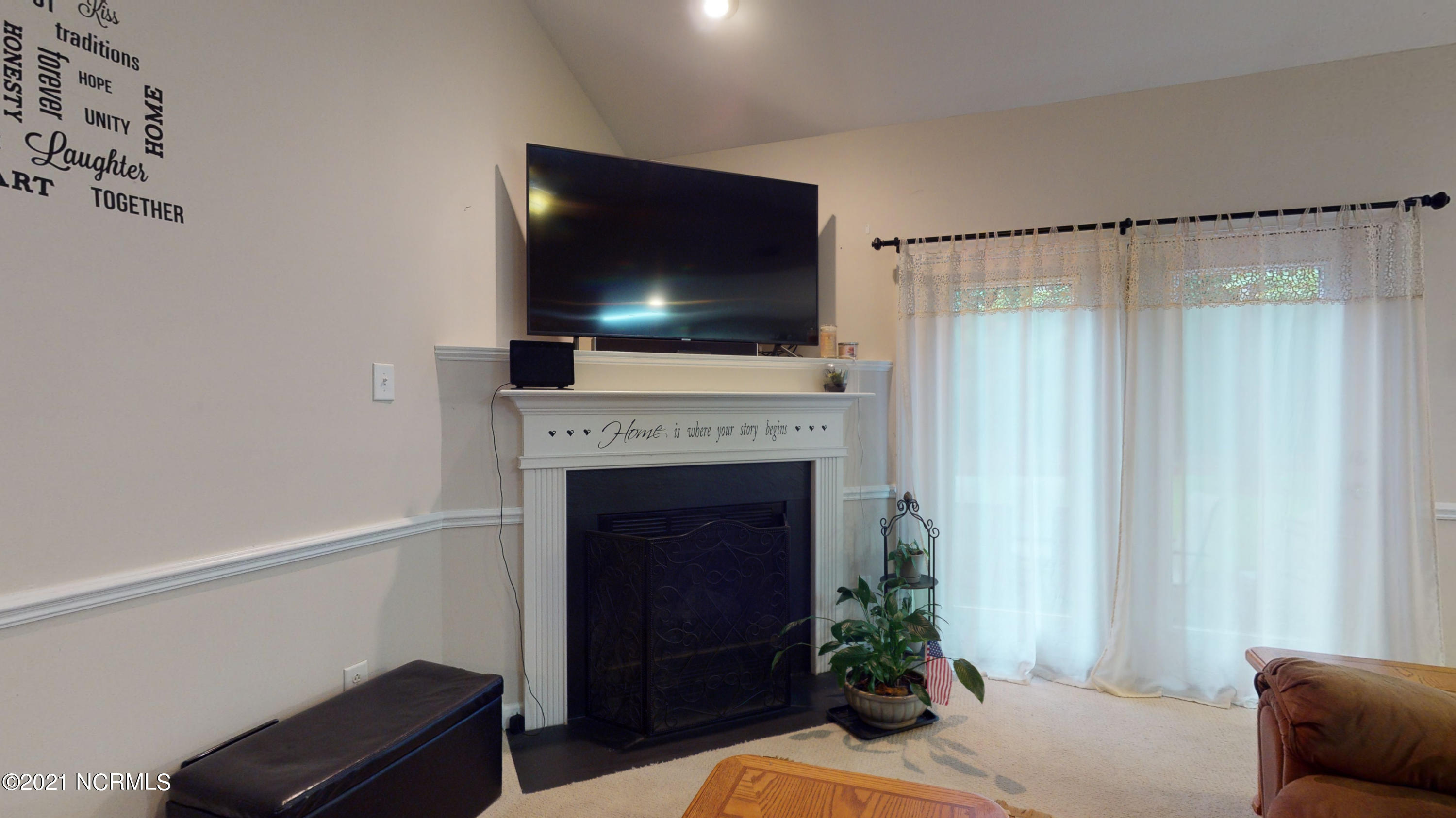 437 Neuchatel Road New Bern, NC 28562 - Photo 11 of 41 437 Neuchatel-24