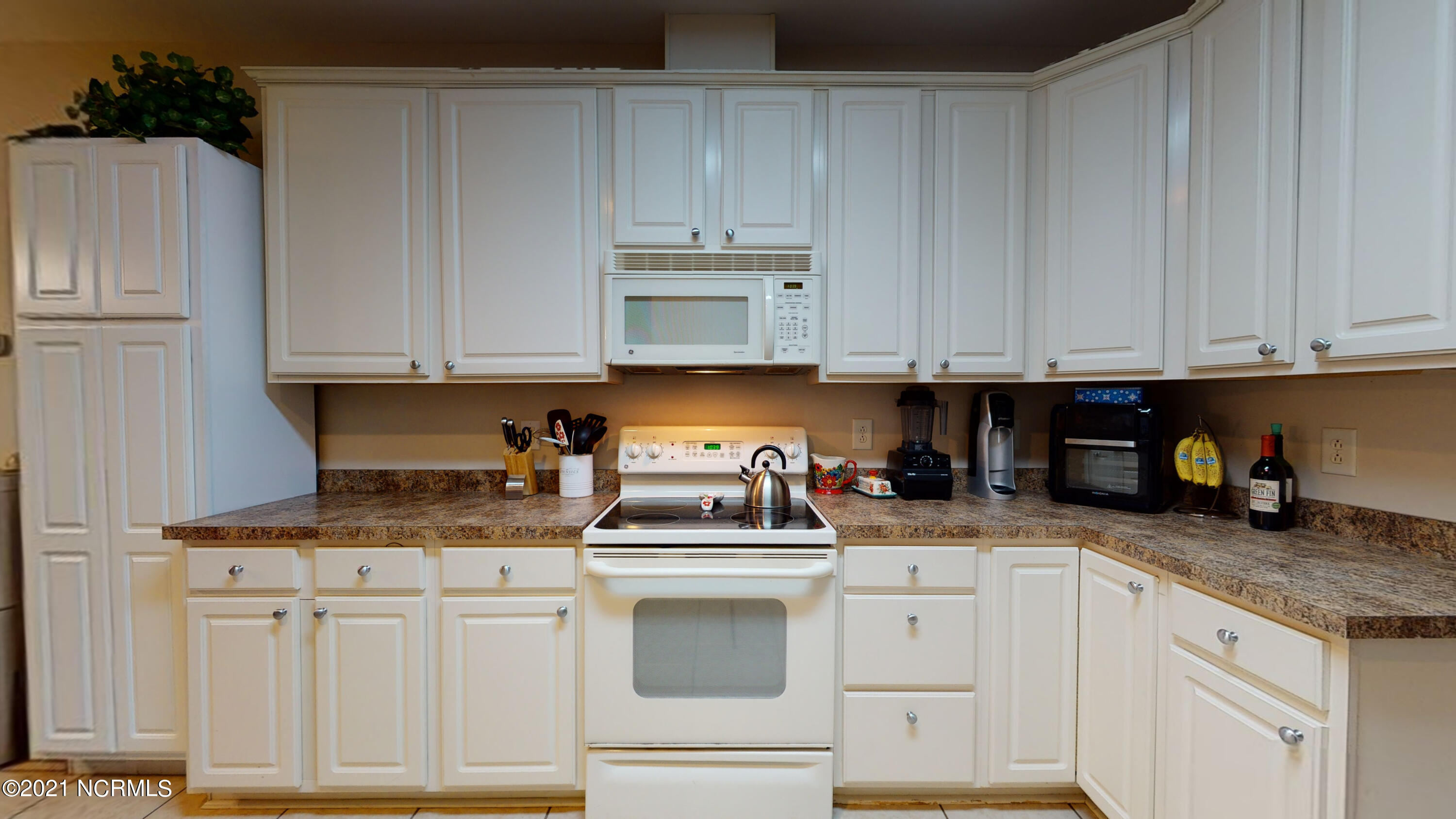 437 Neuchatel Road New Bern, NC 28562 - Photo 15 of 41 437 Neuchatel-29