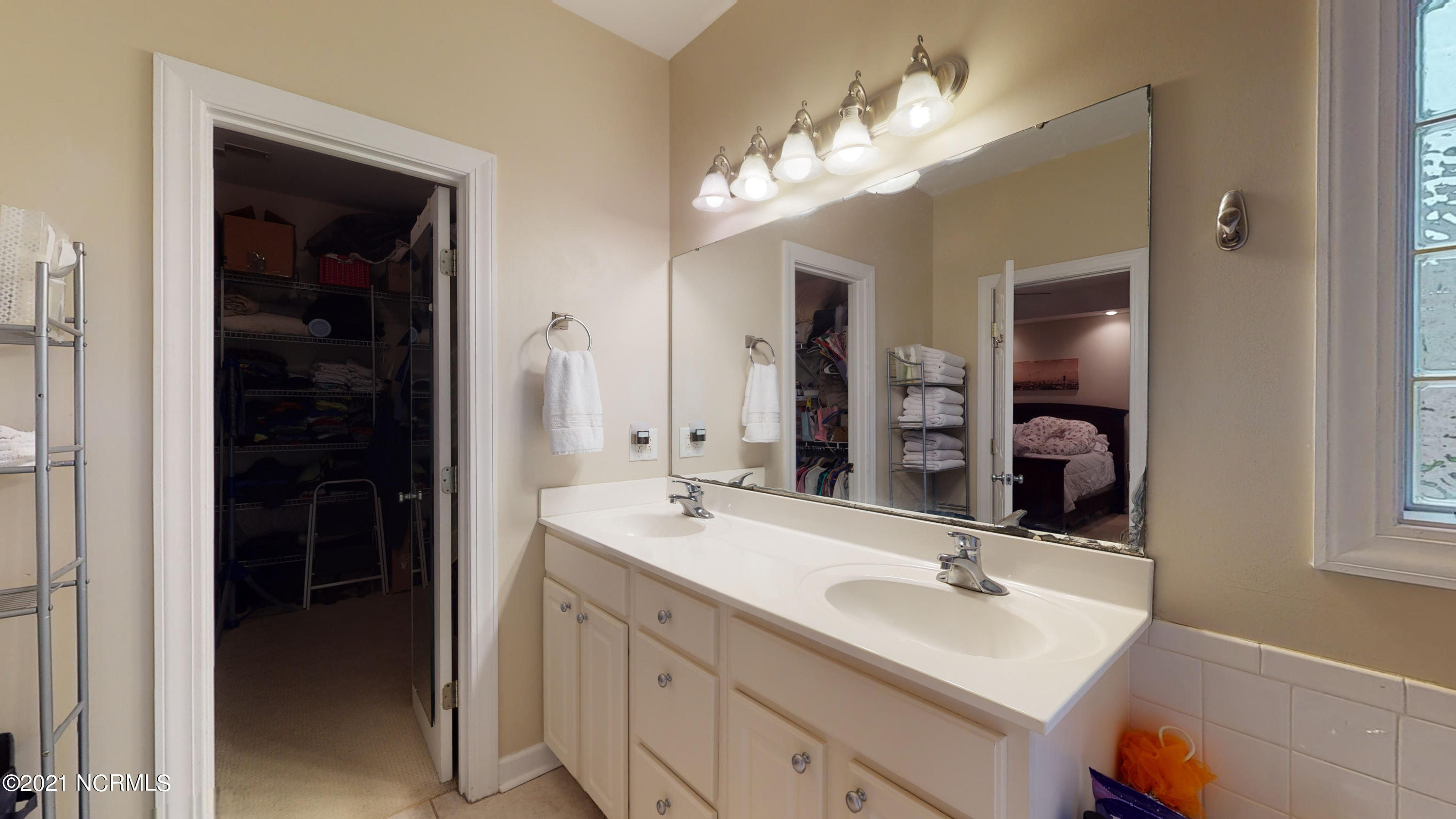 437 Neuchatel Road New Bern, NC 28562 - Photo 30 of 41 437 Neuchatel-37