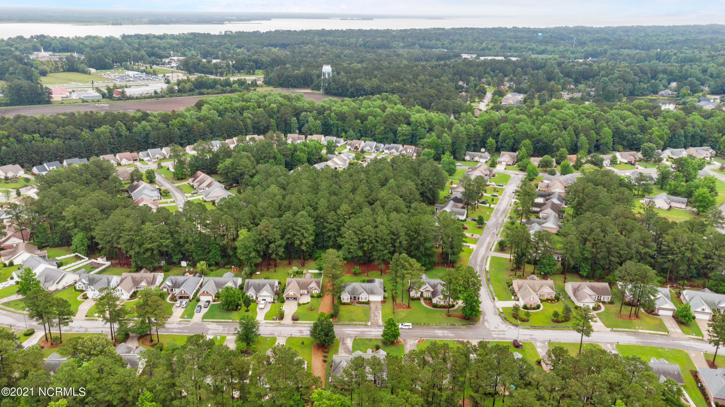 437 Neuchatel Road New Bern, NC 28562 - Photo 39 of 41 437 Neuchatel-13