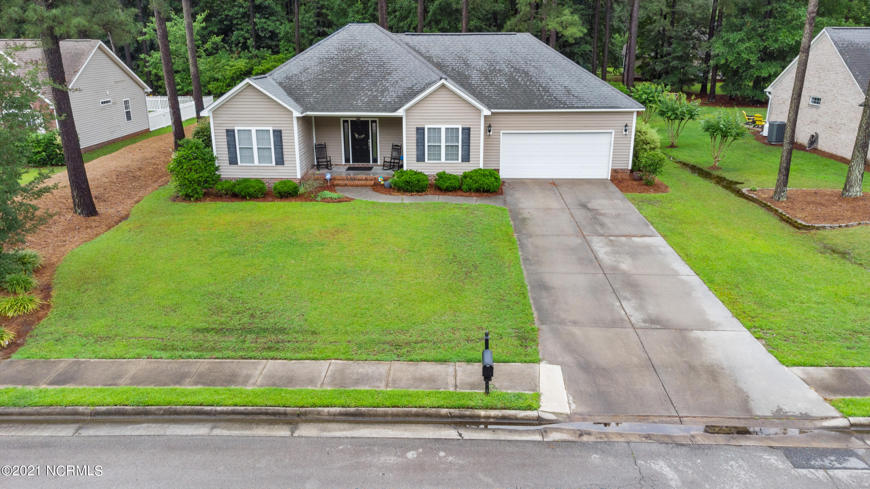 437 Neuchatel Road New Bern, NC 28562 - Photo 4 of 41 437 Neuchatel-6