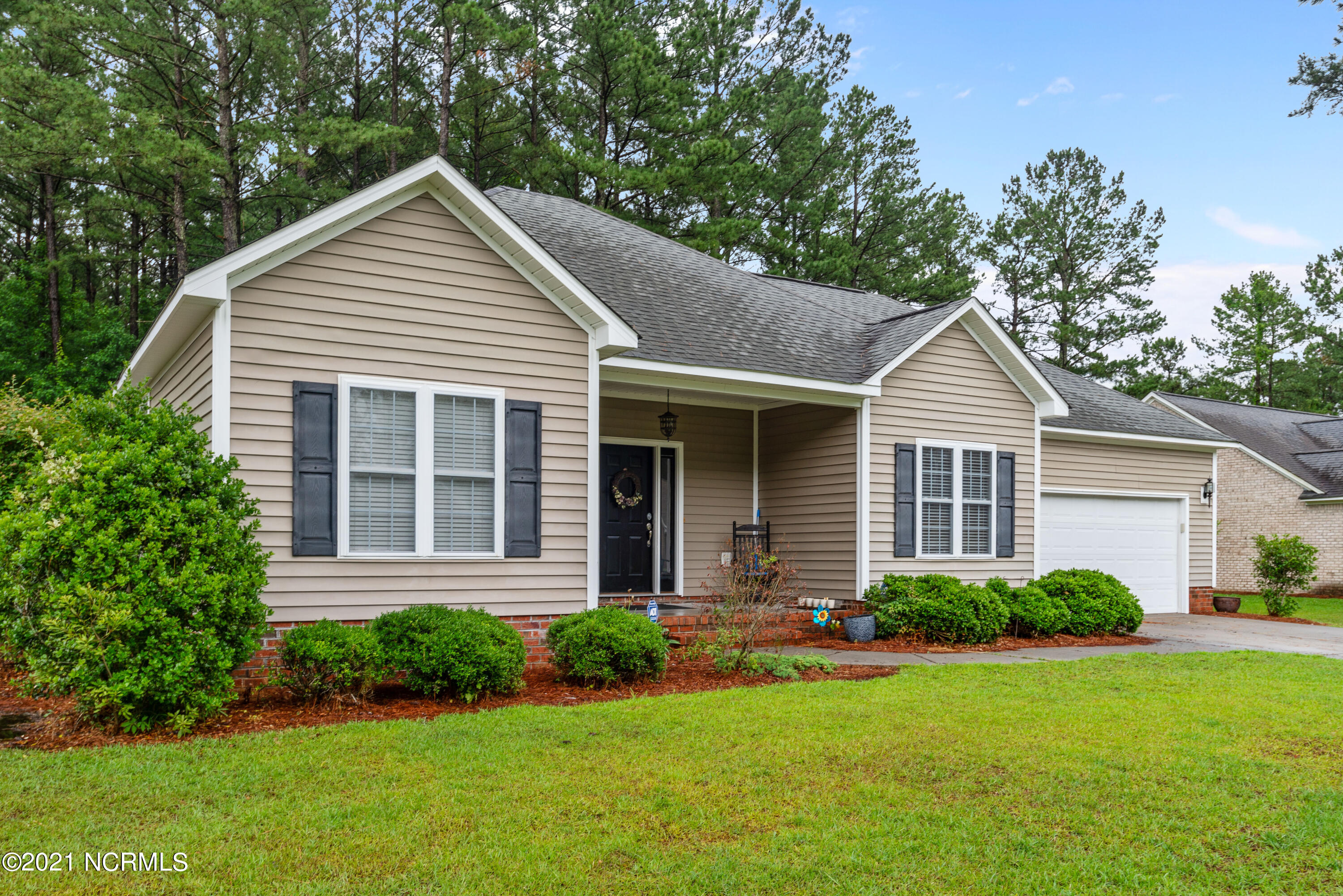 437 Neuchatel Road New Bern, NC 28562 - Photo 6 of 41 437 Neuchatel