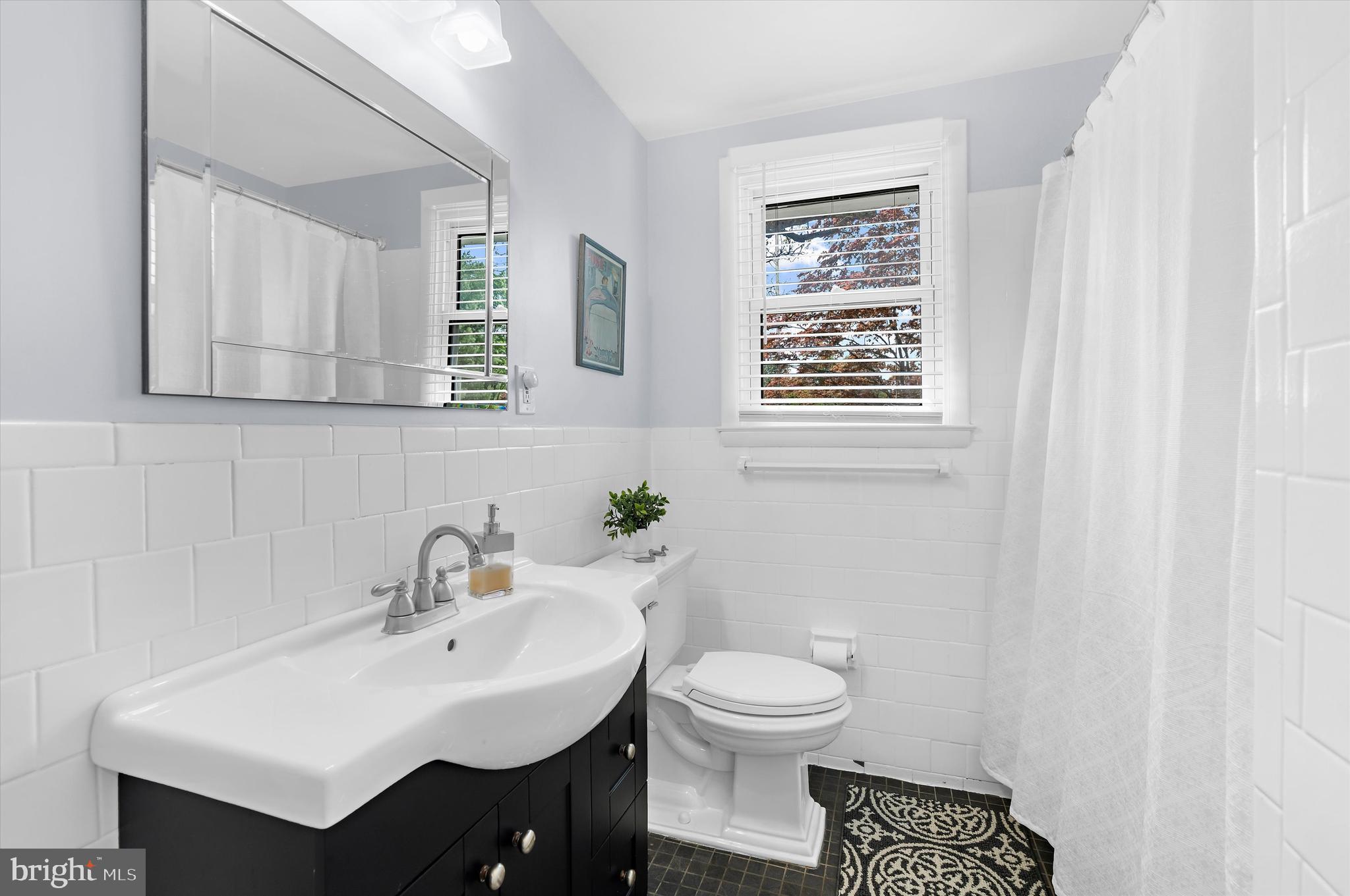 14620 Manor Road Phoenix, MD 21131 - Photo 13 of 44 Main Floor Bathroom #1