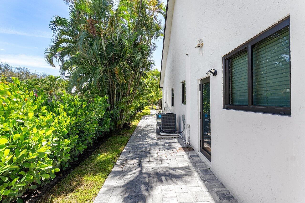 5950 Northwest 4th Avenue Boca Raton, FL 33487 - Photo 40 of 56 014-5950Northwest4thAvenue-BocaRaton-FL-