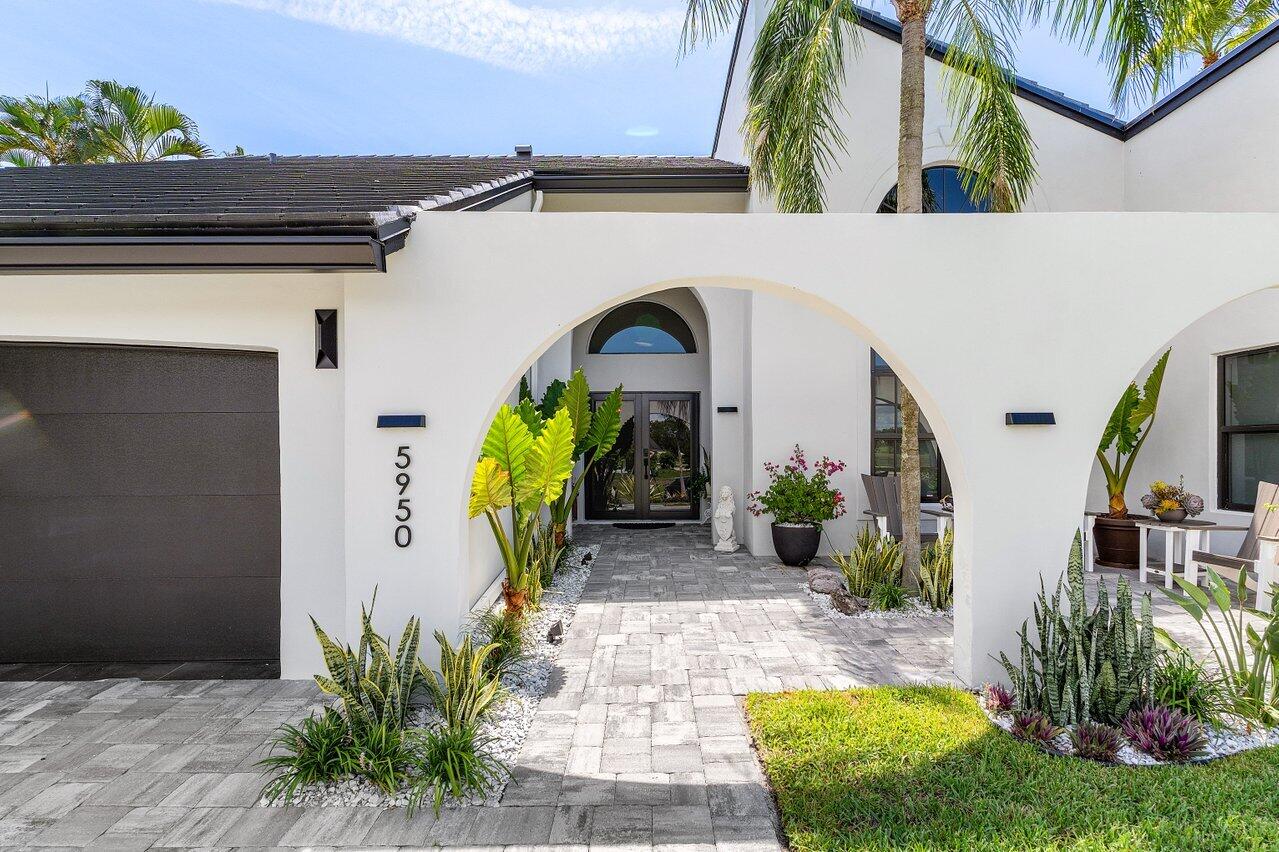 5950 Northwest 4th Avenue Boca Raton, FL 33487 - Photo 4 of 56 004-5950Northwest4thAvenue-BocaRaton-FL-