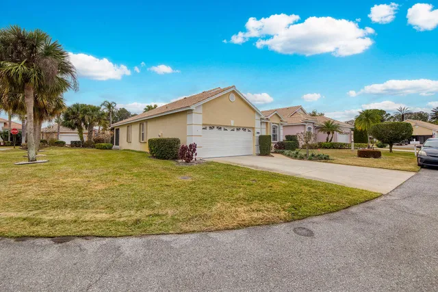 $290,000 | 245 Northwest Zanzibar Place, Port St. Lucie, FL 34986