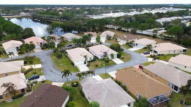 $290,000 | 245 Northwest Zanzibar Place, Port St. Lucie, FL 34986