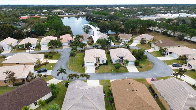 $290,000 | 245 Northwest Zanzibar Place, Port St. Lucie, FL 34986