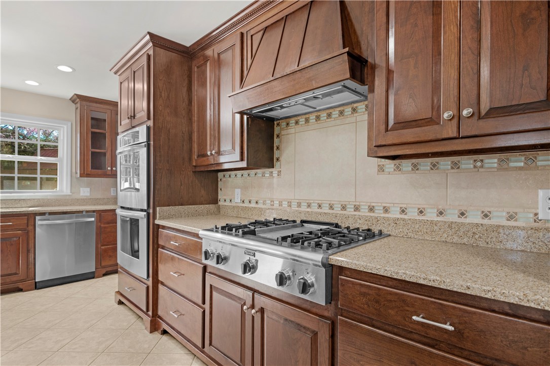 1808 Seminole Trail Waycross, GA 31501 - Photo 19 of 64