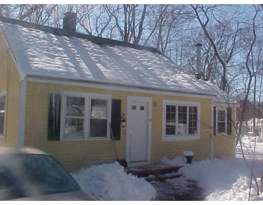 52 Edward Road Marshfield, MA 02050 - Photo 2 of 8 Gallery Image 2