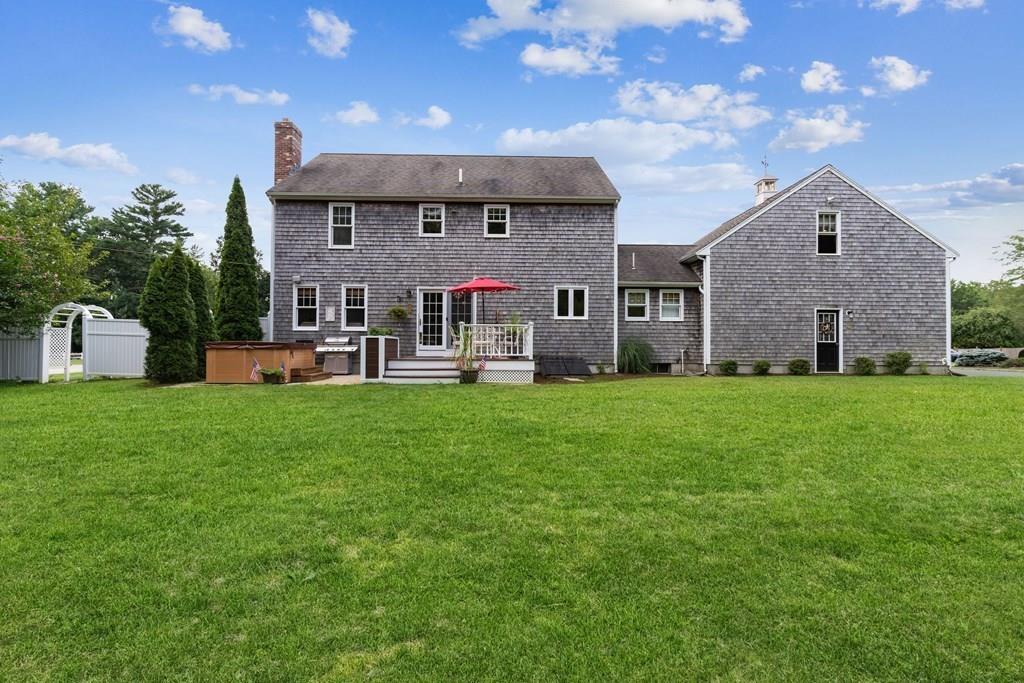 6 Old Farm Road Halifax, MA 02338 - Photo 3 of 41