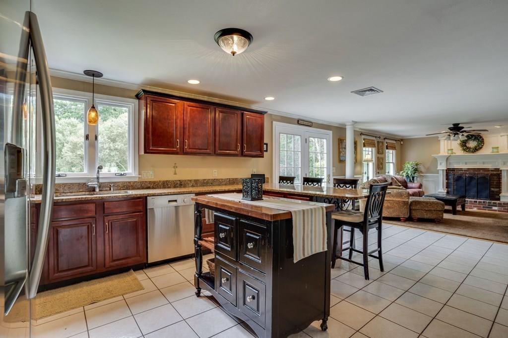 6 Old Farm Road Halifax, MA 02338 - Photo 6 of 41