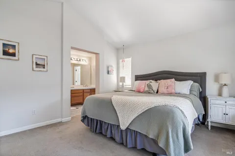 $929,000 | 1703 Spur Ridge Lane, Healdsburg, CA 95448