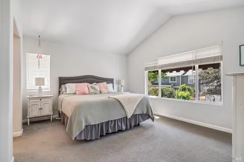 $929,000 | 1703 Spur Ridge Lane, Healdsburg, CA 95448