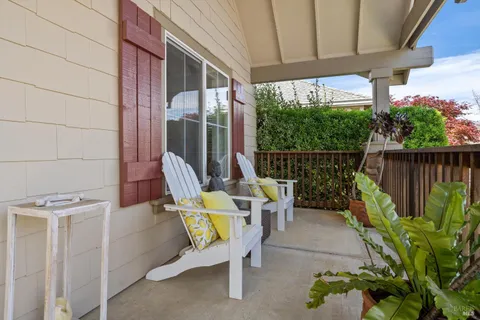 $929,000 | 1703 Spur Ridge Lane, Healdsburg, CA 95448