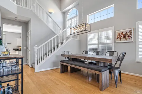 $929,000 | 1703 Spur Ridge Lane, Healdsburg, CA 95448