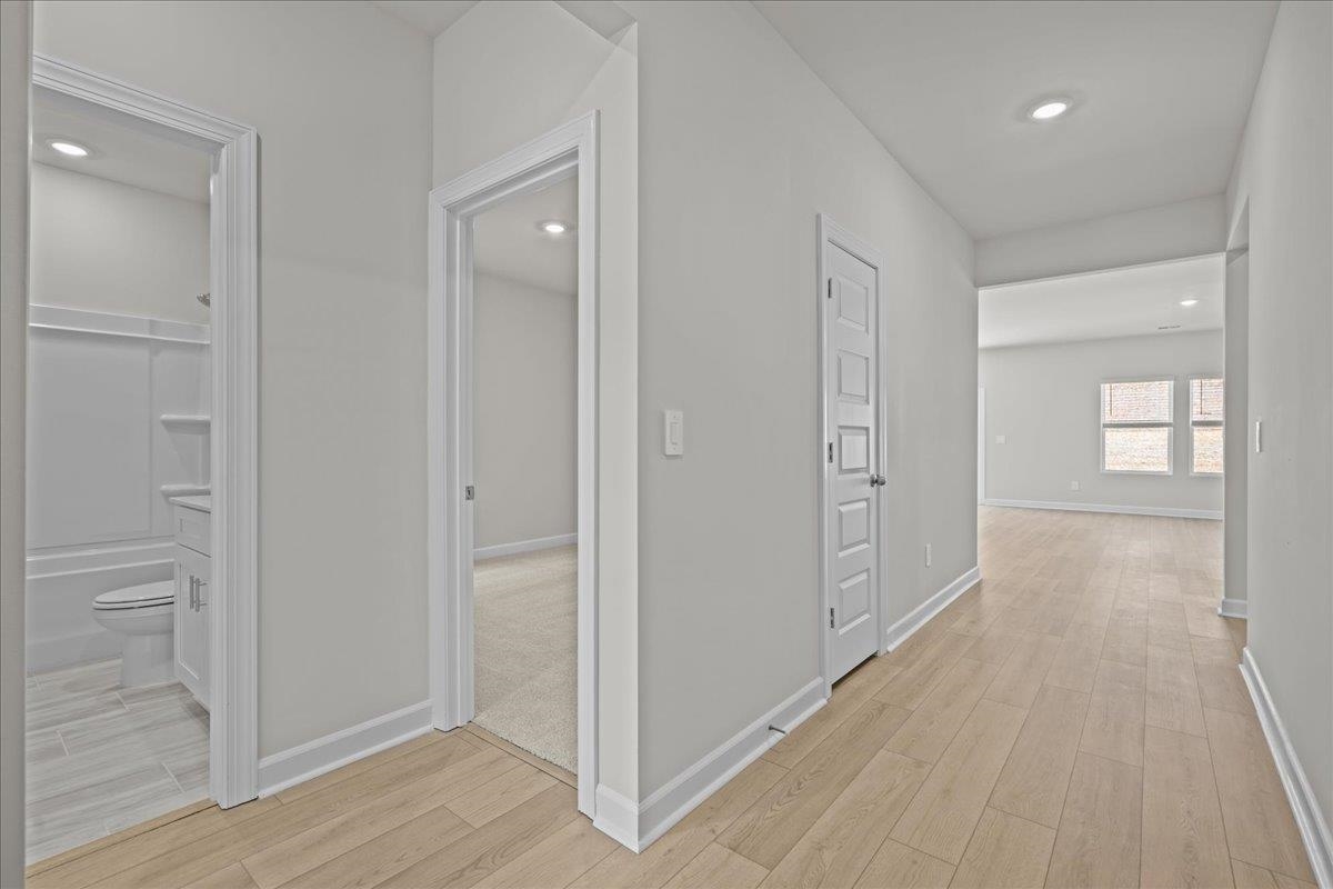 568 Cozy Blf Road Spartanburg, SC 29301 - Photo 3 of 25