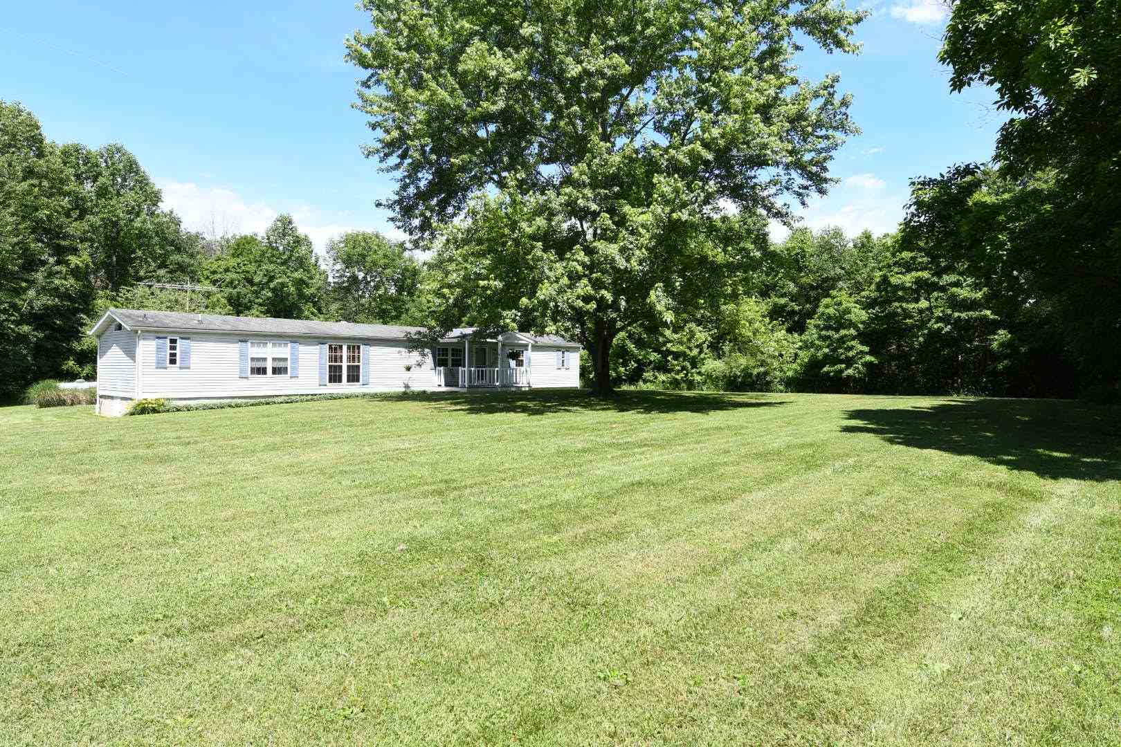 5282 South Leonard Springs Road Bloomington, IN 47403 - Photo 2 of 20