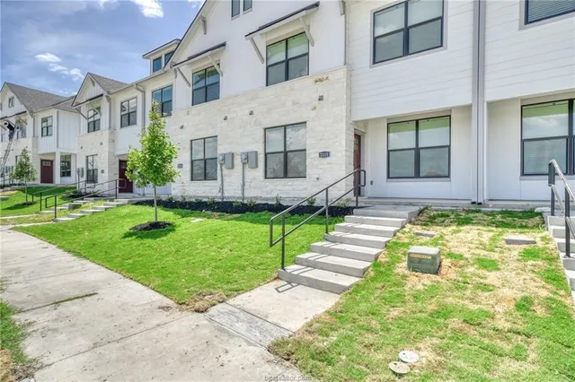 $2,275 | 2115 Jax Drive, College Station, TX 77845