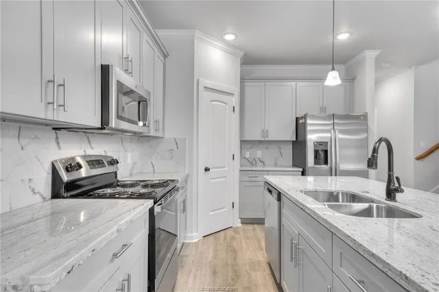 $2,275 | 2115 Jax Drive, College Station, TX 77845