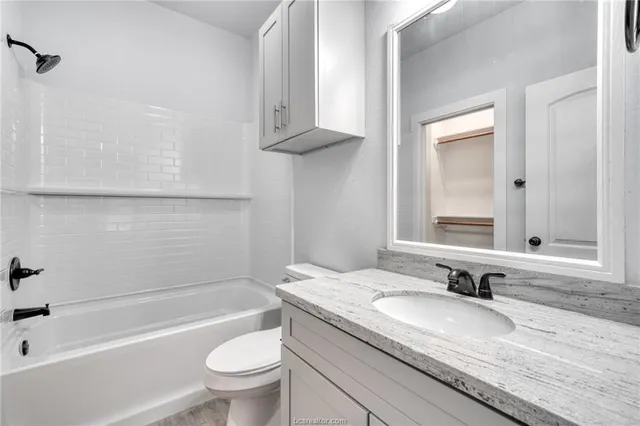 $2,275 | 2115 Jax Drive, College Station, TX 77845