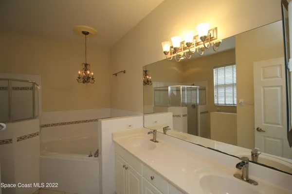 $2,375 | 4411 Portage Trail, Melbourne, FL 32940