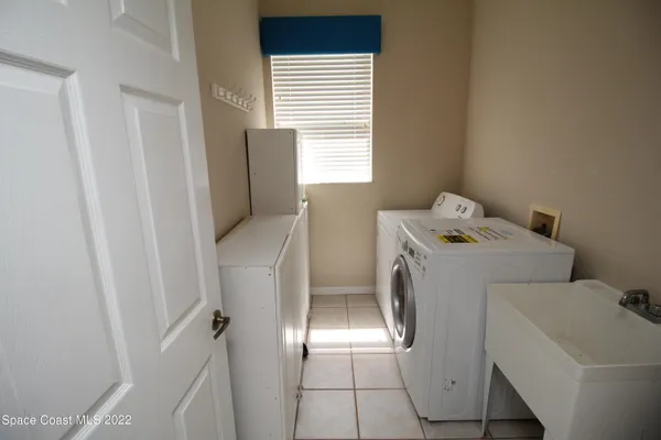 $2,375 | 4411 Portage Trail, Melbourne, FL 32940