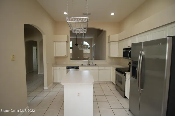 $2,375 | 4411 Portage Trail, Melbourne, FL 32940