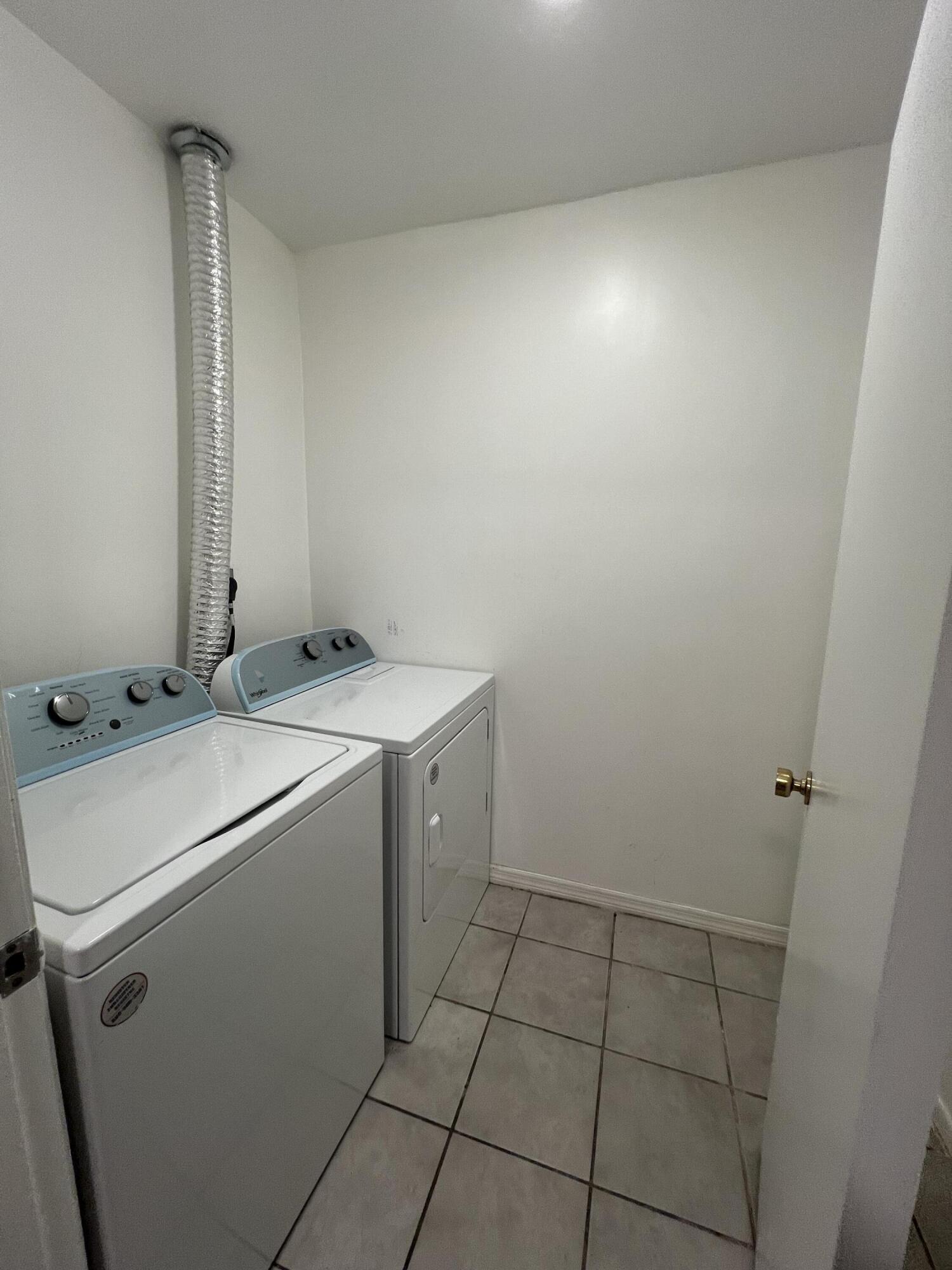 17355 Bush Road, Unit F Jupiter, FL 33458 - Photo 7 of 25 IMG_0901