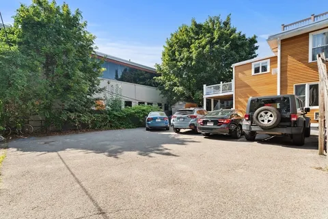 $634,900 | 262 Sidney Street, Unit 3, Cambridge, MA 02139