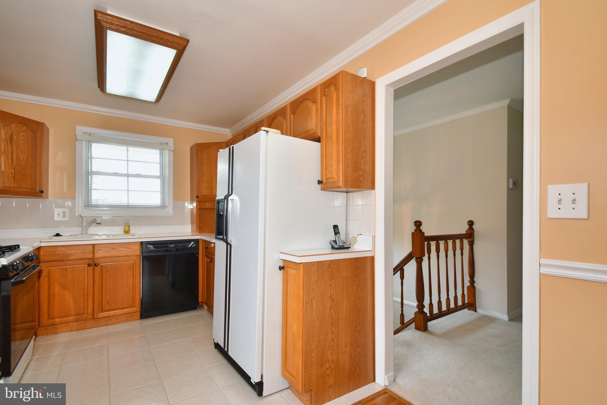 4444 Kendi Road Baltimore, MD 21236 - Photo 11 of 49 Kitchen