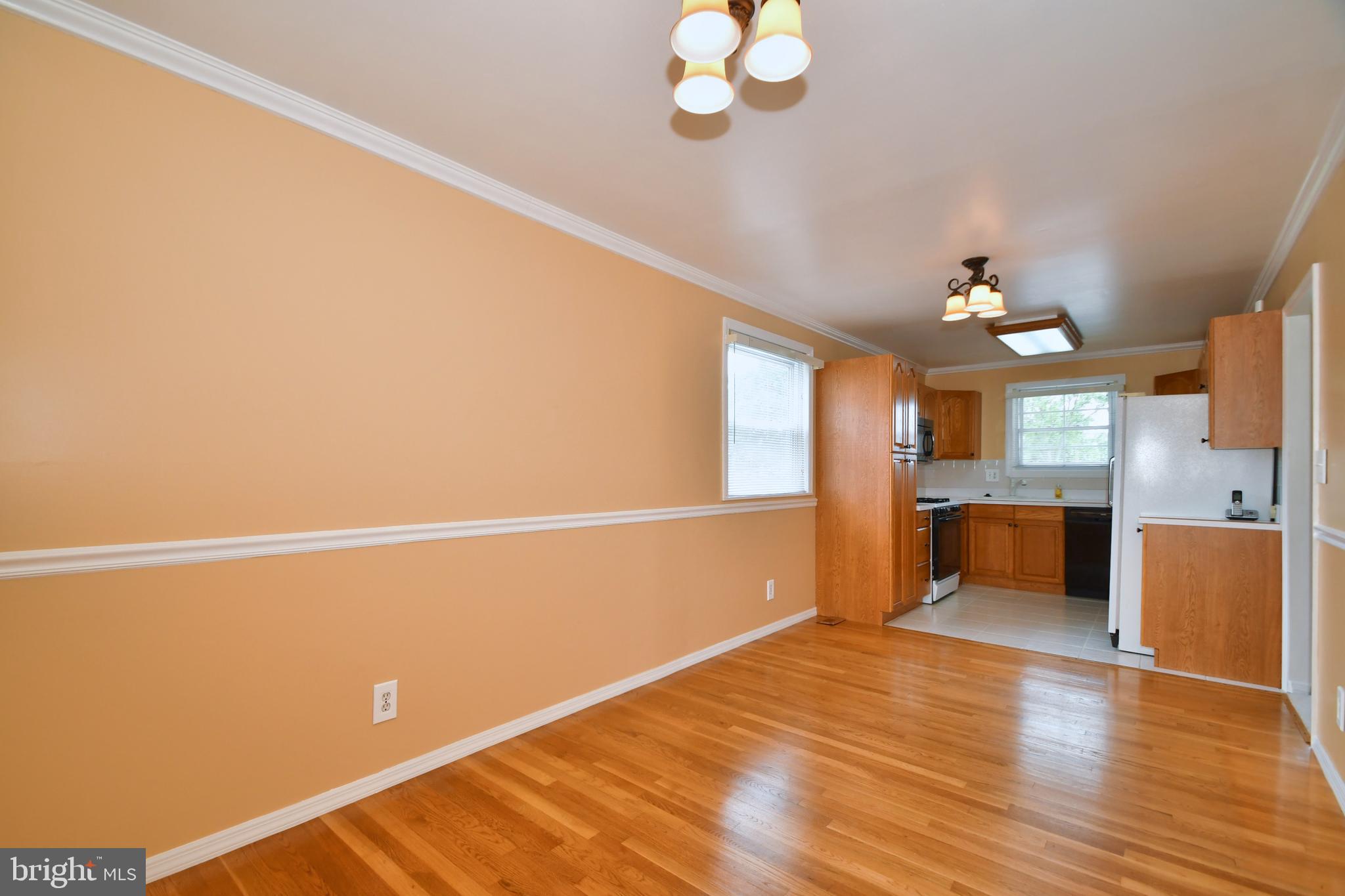 4444 Kendi Road Baltimore, MD 21236 - Photo 12 of 49 Dining