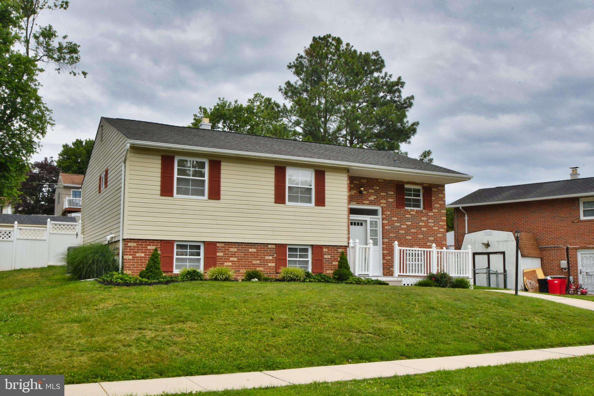 4444 Kendi Road Baltimore, MD 21236 - Photo 3 of 49 Nice and Clean!