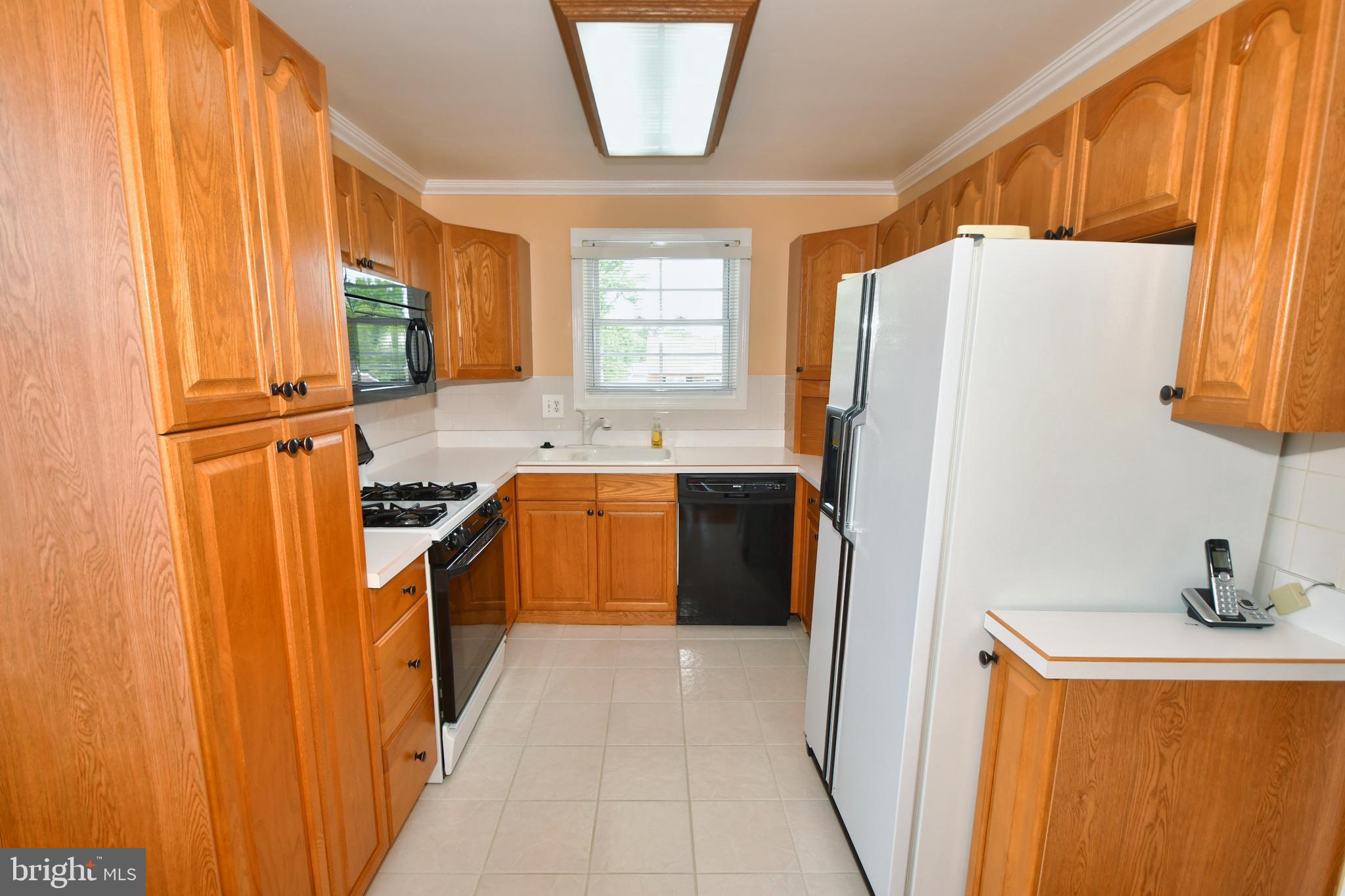 4444 Kendi Road Baltimore, MD 21236 - Photo 10 of 49 Kitchen