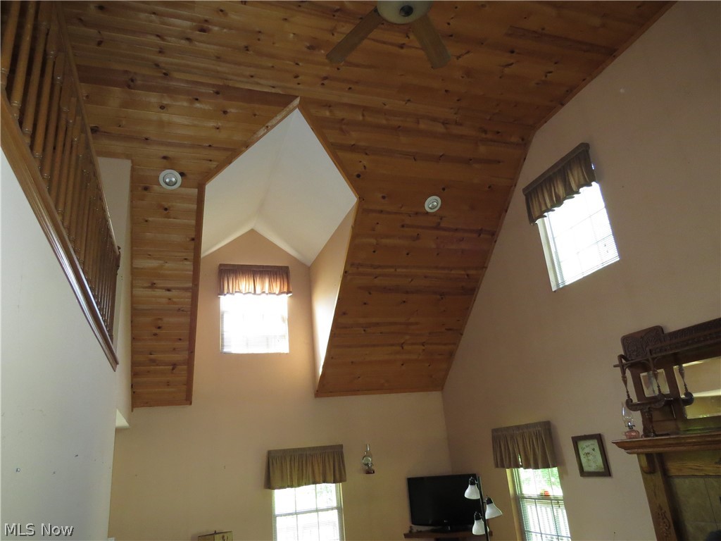 7089 Dial Road Southwest Carrollton, OH 44615 - Photo 16 of 32 Gallery Image 16