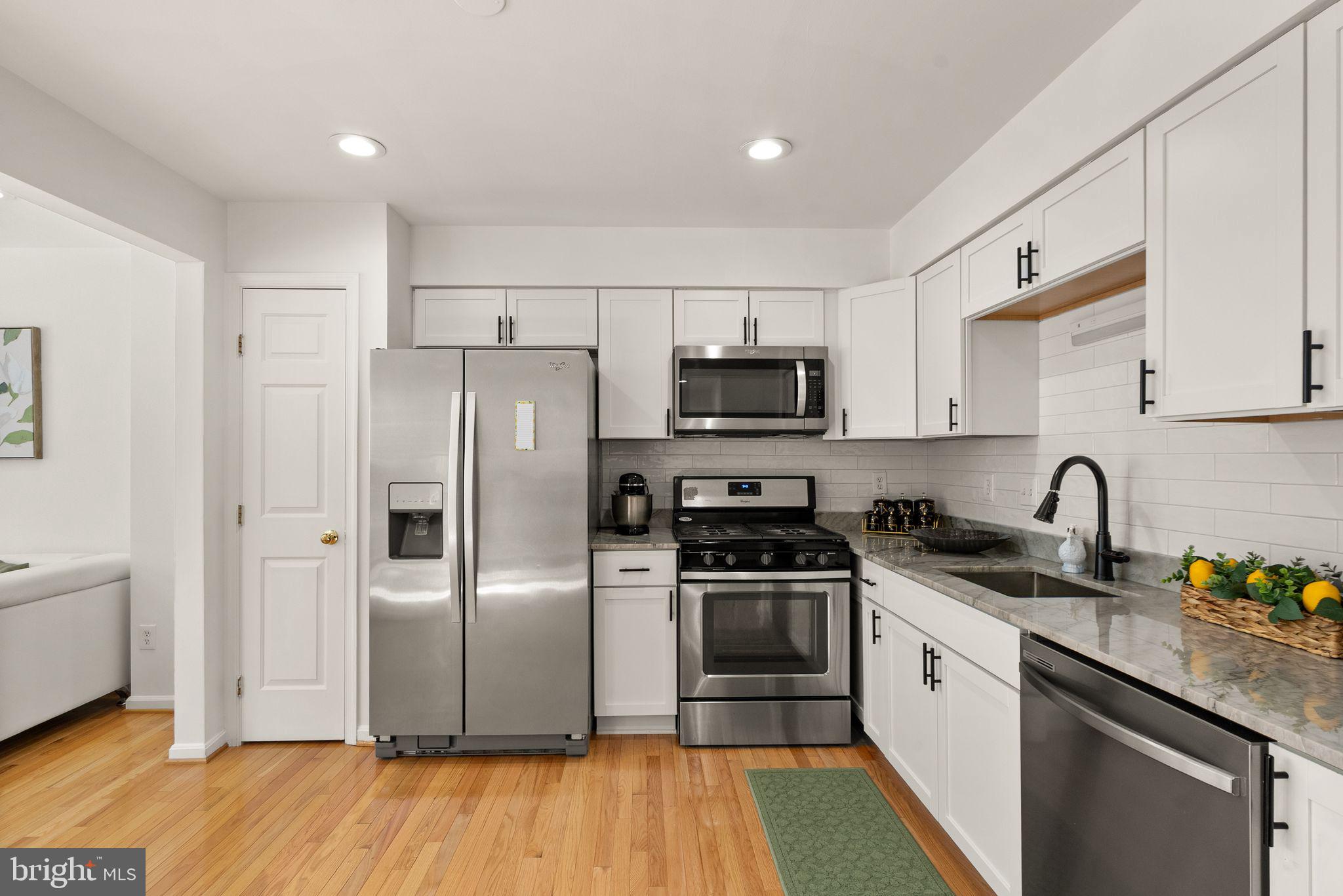 19907 Ridgecrest Square Ashburn, VA 20147 - Photo 15 of 52