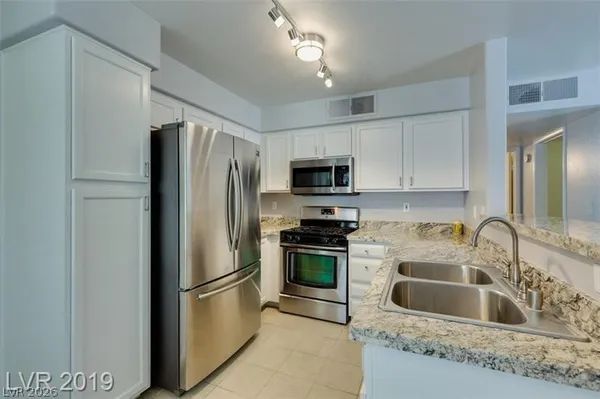 $1,750 | 3035 Casey Drive, Unit 204, Las Vegas, NV 89120