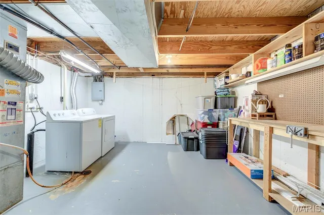 $152,900 | 10161 Squire Meadows Drive, Unit C, St. Louis, MO 63123