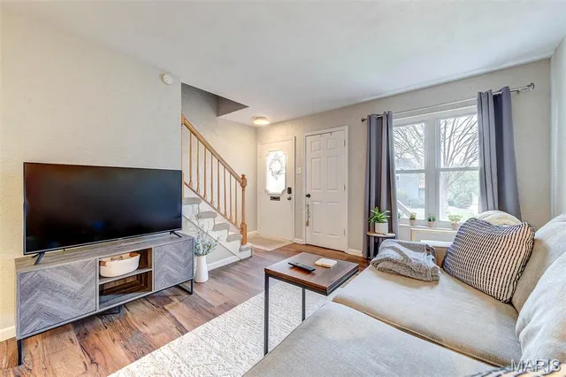 $152,900 | 10161 Squire Meadows Drive, Unit C, St. Louis, MO 63123