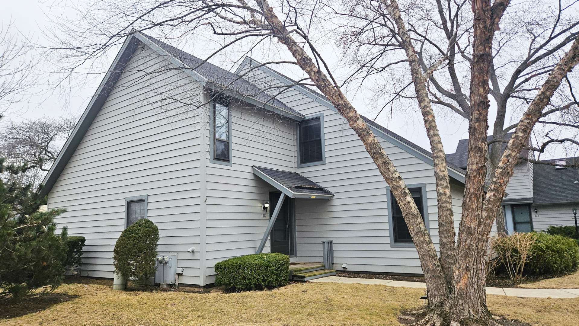 748 Chandler Road Gurnee, IL 60031 - Photo 2 of 34 Gallery Image 2