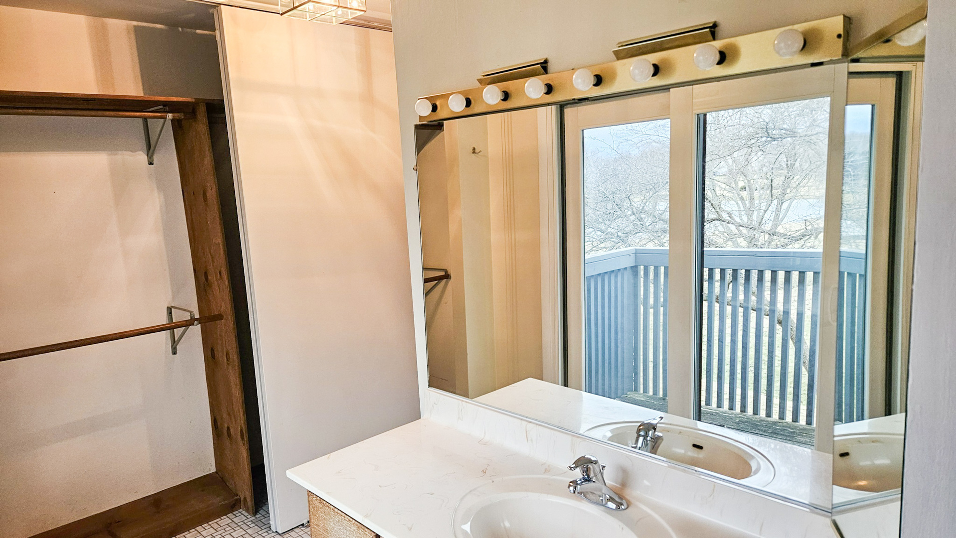 748 Chandler Road Gurnee, IL 60031 - Photo 31 of 34 Gallery Image 31