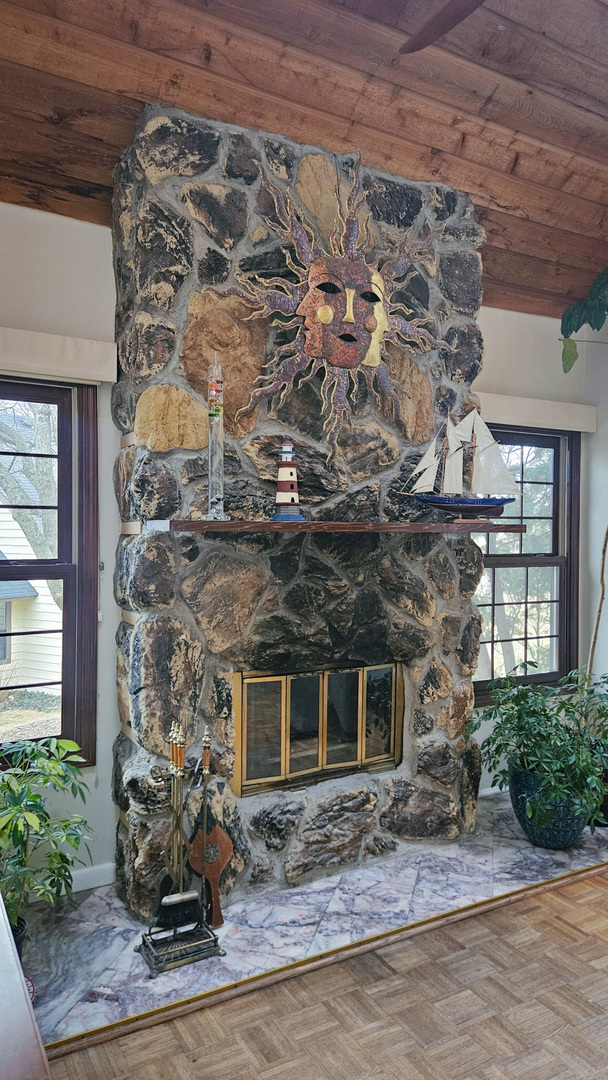 748 Chandler Road Gurnee, IL 60031 - Photo 8 of 34 Gallery Image 8