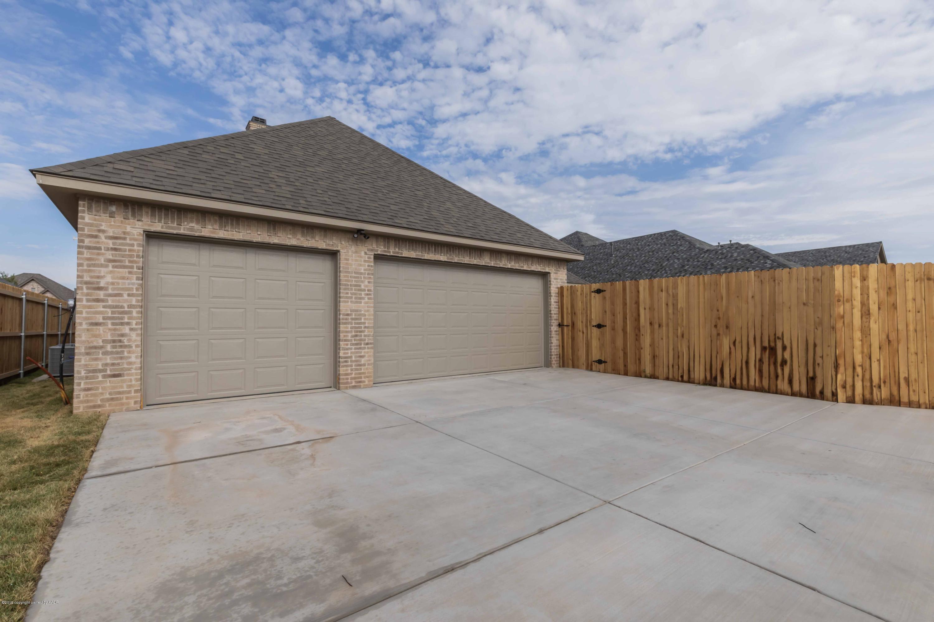 6301 Bay Ridge Amarillo, TX 79119 - Photo 42 of 46 GARAGE