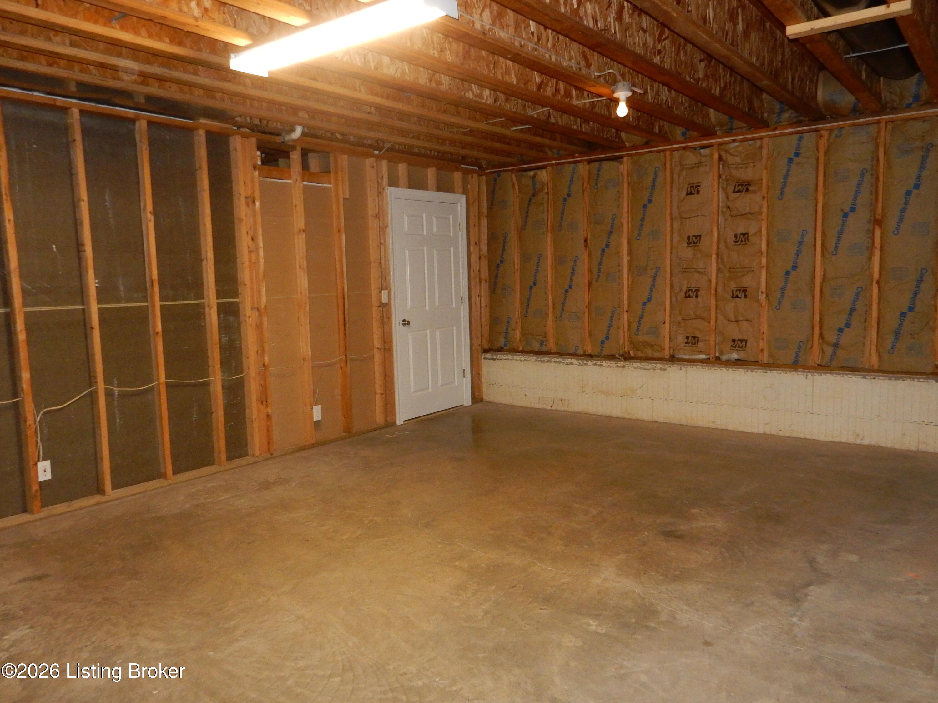 175 Tanglewood Road Shepherdsville, KY 40165 - Photo 34 of 47 DSCN9658