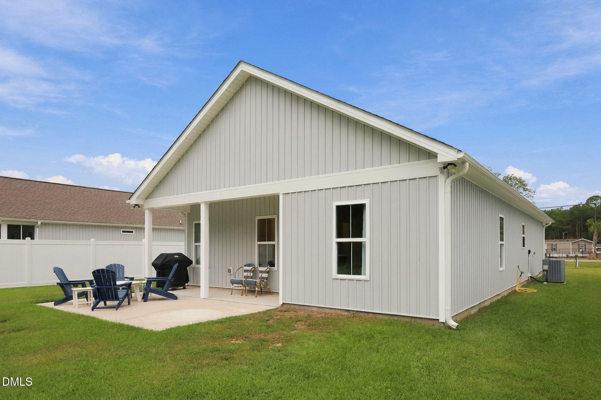 174 Norris Road, Unit 2 Swansboro, NC 28584 - Photo 6 of 54 8-web-or-mls-IMG_1993