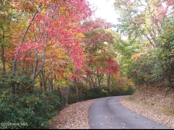 $449,000 | 359 Whippoorwill Trail, Franklin, NC 28734