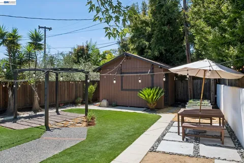 $995,000 | 1813 High Street, Alameda, CA 94501