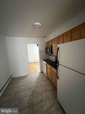 $950 | 234-38 West Roosevelt Boulevard, Unit 1, Philadelphia, PA 19120