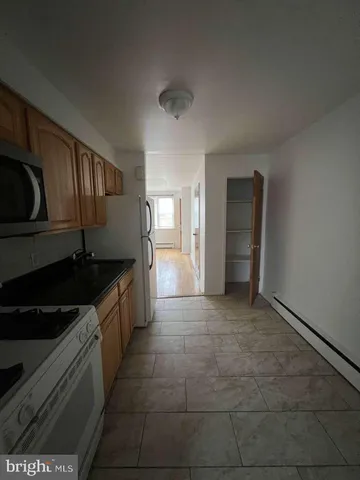 $950 | 234-38 West Roosevelt Boulevard, Unit 1, Philadelphia, PA 19120