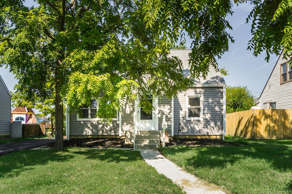 221 Demorest Road Columbus, OH 43204 - Photo 2 of 31 Gallery Image 2